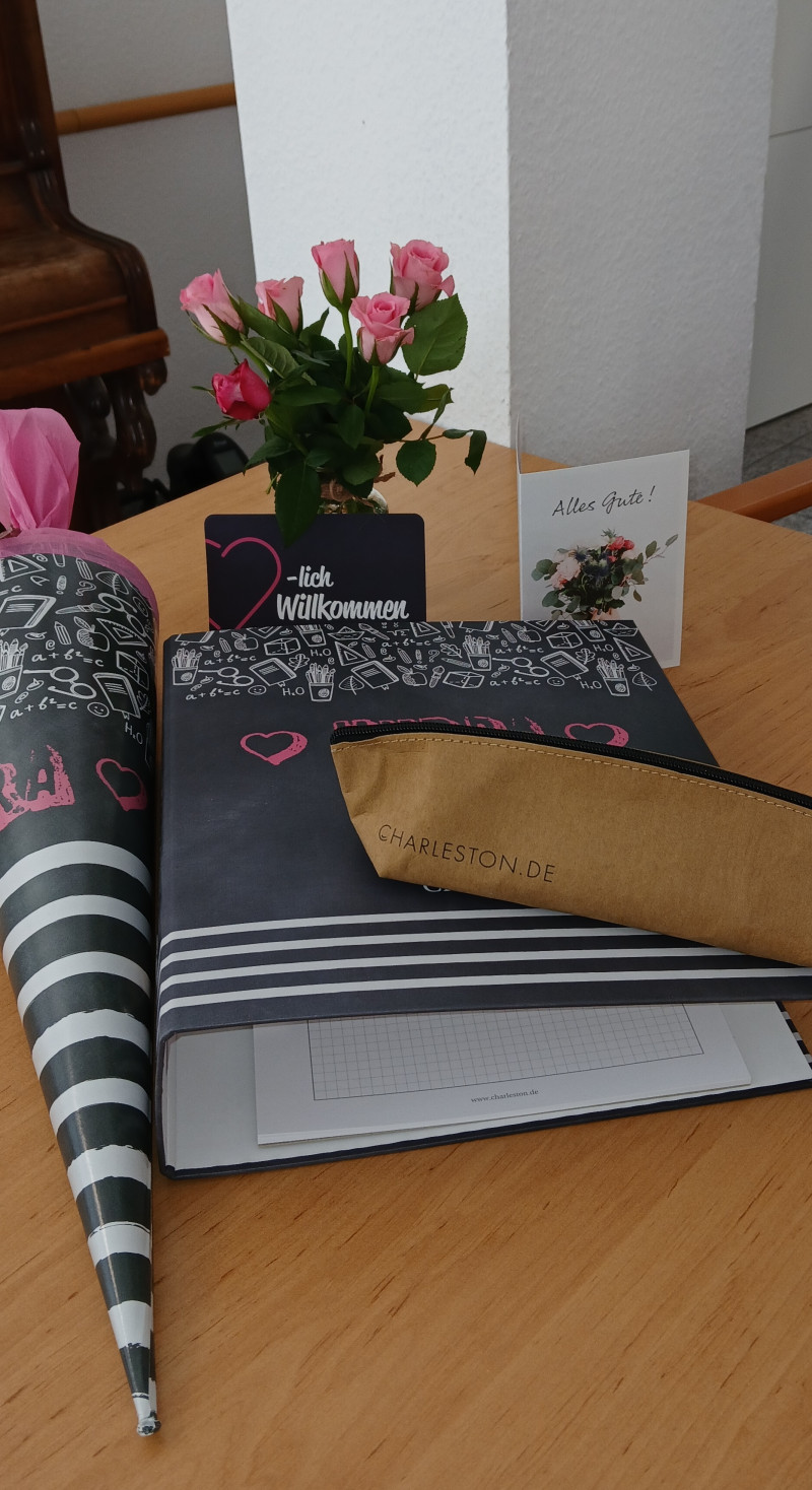 Geschenk zum Start in die Ausbildung.jpg